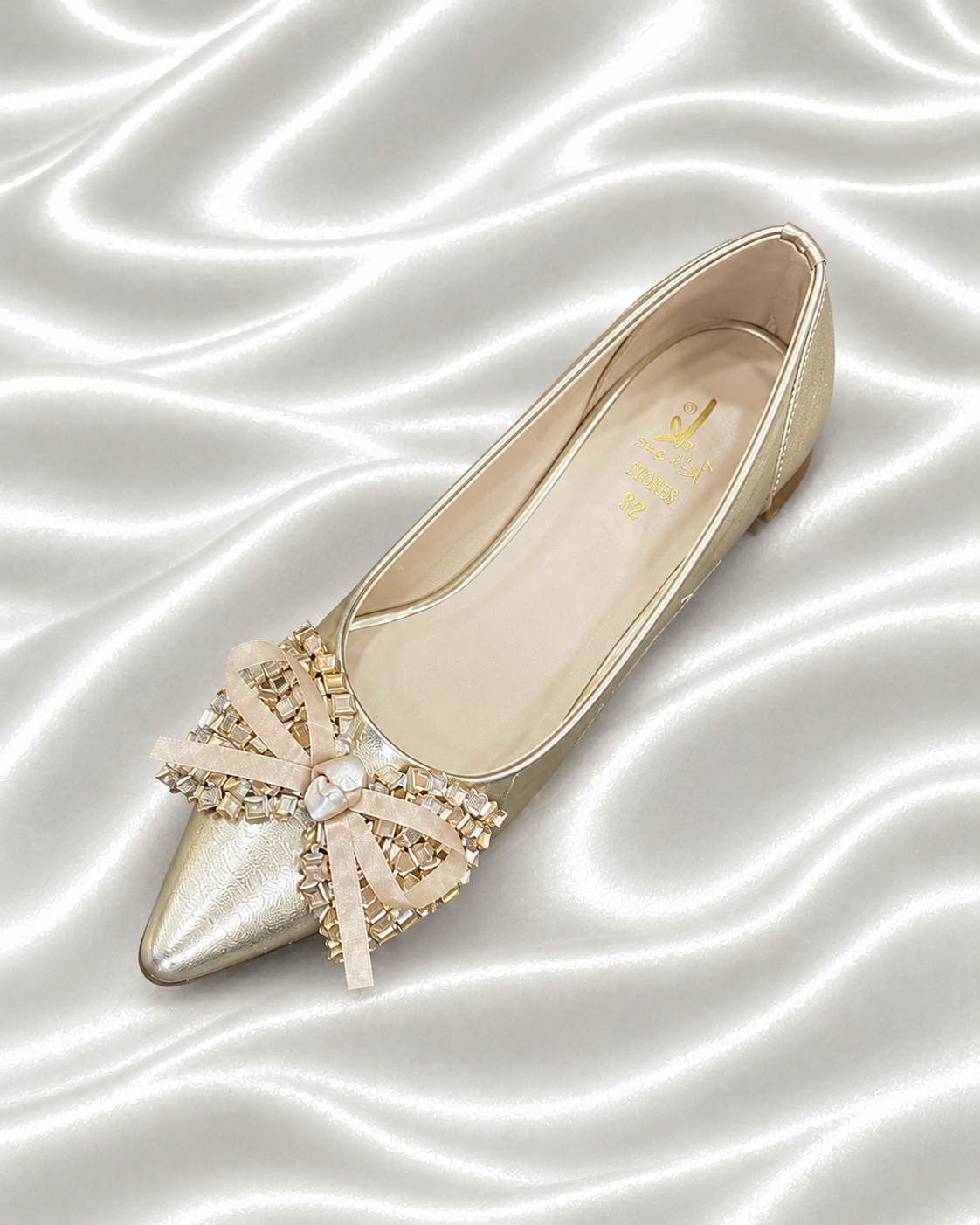 Women’s Pointed-Toe Party Shoes with Crystal
